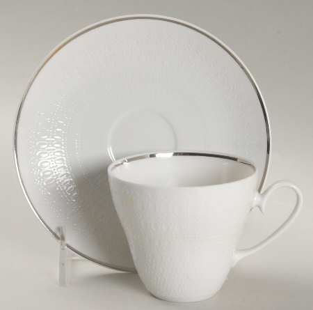Motif Platinum Band Flat Cup & Saucer Set