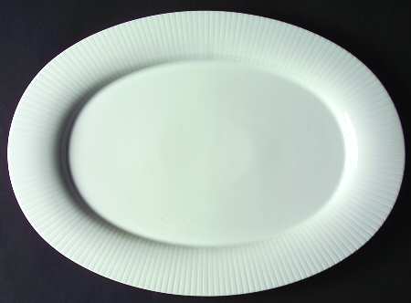 Modulation White 15" Oval Serving Platter