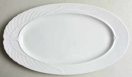 Mythos 16" Oval Serving Platter