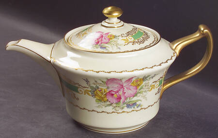 The Orchid (Ivory) Teapot & Lid