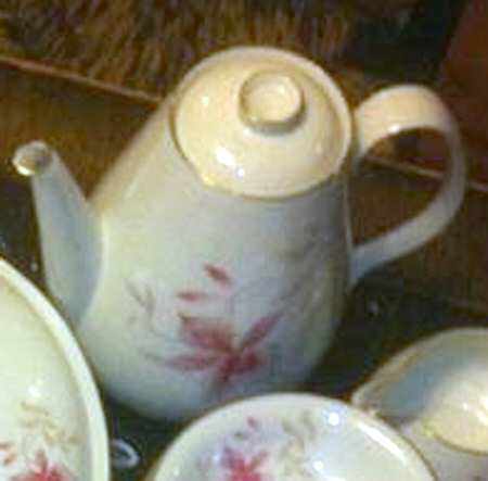 Orchid (Form E) Coffee Pot & Lid