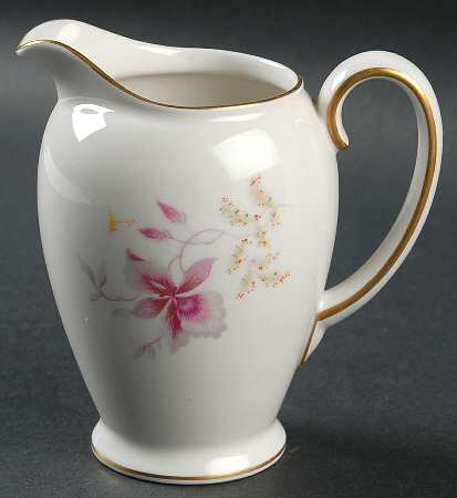 Orchid (Aida, White) Creamer