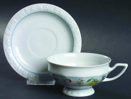 Paradies Footed Cup & Saucer Set