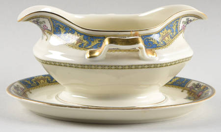 Parsival Gravy Boat with Attached Underplate