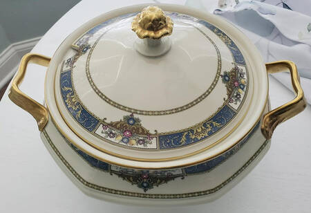 Parsival Tureen &  Lid