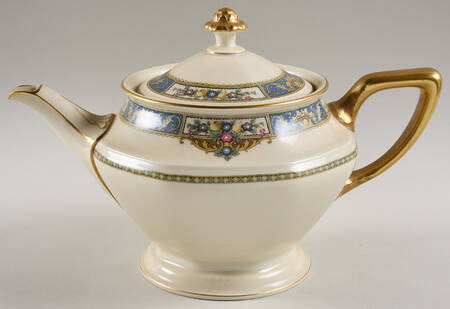 Parsival Teapot & Lid