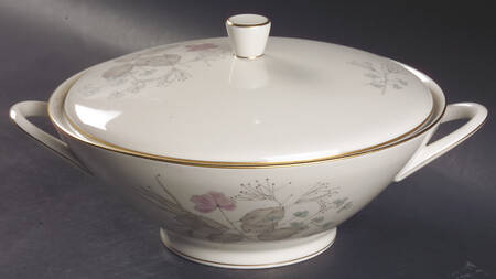 Parisian Spring Ivory (Gold Trim) Round Covered Vegetable