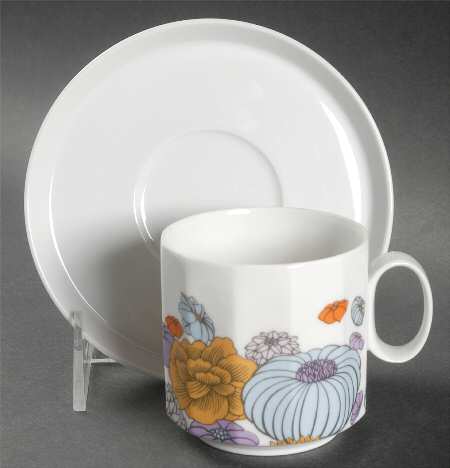 Patras Flat Cup & Saucer Set