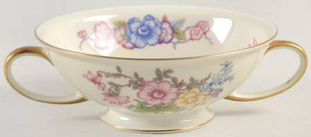 Phoenix (Winifred Shape) Footed Cream Soup Bowl