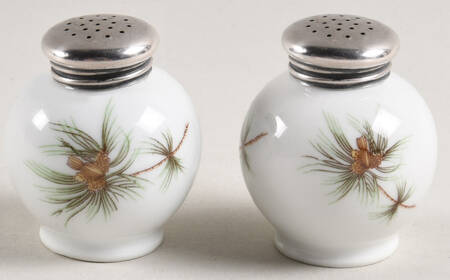 Pine Needles Salt & Pepper Set