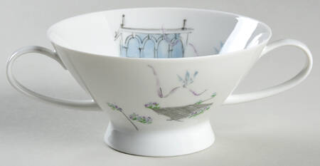 Plaza Footed Cream Soup Bowl