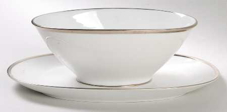 Platinum Band (Bettina Shape) Gravy Boat with Attached Underplate