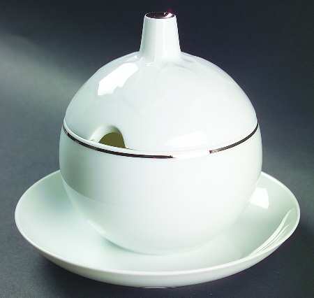 Platinum Band (Lotus Shape) Gravy Boat w/Attached Underplate & Lid