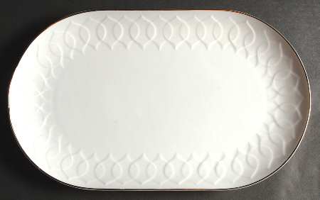 Platinum Band (Lotus Shape) 15" Oval Serving Platter