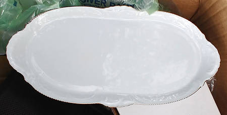 Platinum Band (Sanssouci, White) Large Sandwich Tray