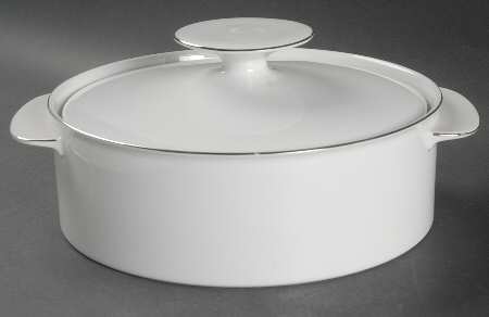Platinum Band (Medallion Shape) Round Covered Vegetable