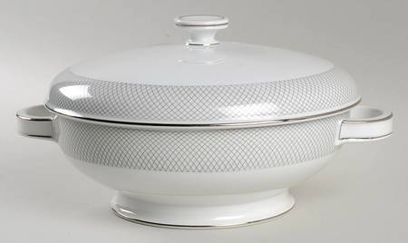 Platinum Grail Round Covered Vegetable