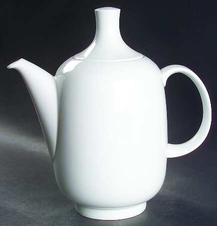 Plus White Coffee Pot & Lid