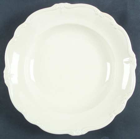 Pompadour Cream Rim Soup Bowl
