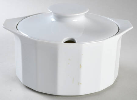 Polygon White Round Covered Vegetable
