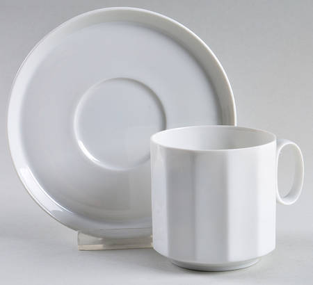 Polygon White Flat Cup & Saucer Set