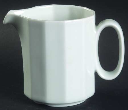 Polygon White Creamer
