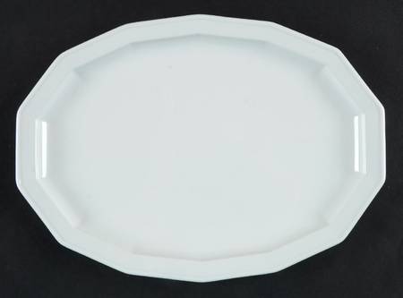 Polygon White 9" Oval Serving Platter