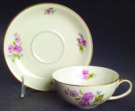Primrose Flat Cup & Saucer Set