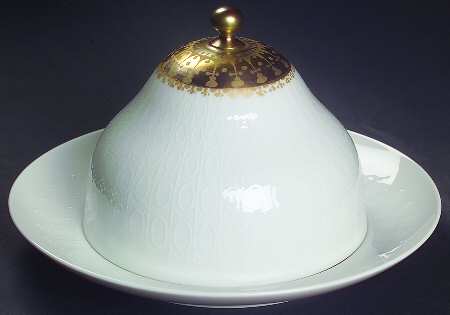 Quatre Couleurs Round Covered Butter