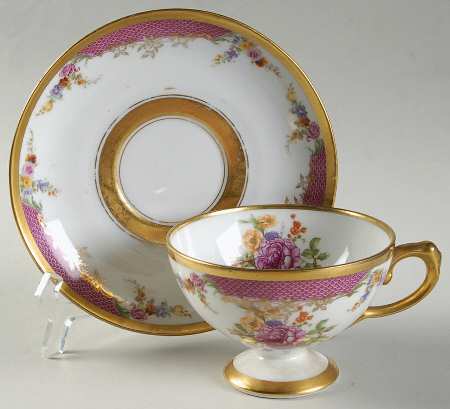 Queen's Rose (Wide Gold Inner Band) Footed Cup & Saucer Set
