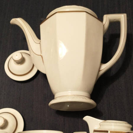 2001 Coffee Pot & Lid