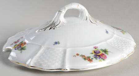 R138 Lid for Tureen