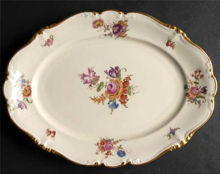 R14 (Pompadour Shape) 14" Oval Serving Platter