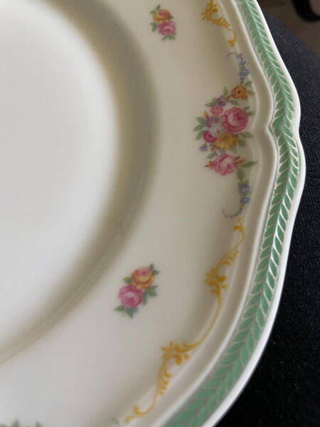 R148 Salad Plate