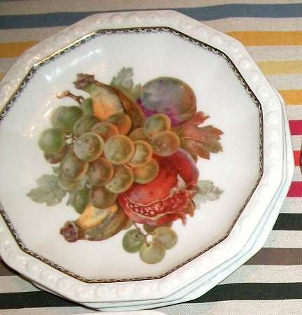 R16 Accent Salad Plate