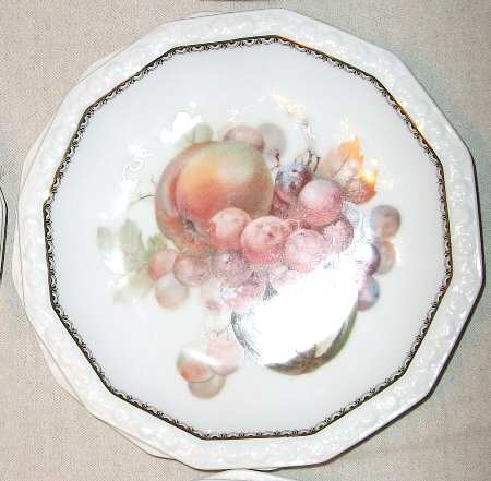 R16 Accent Salad Plate