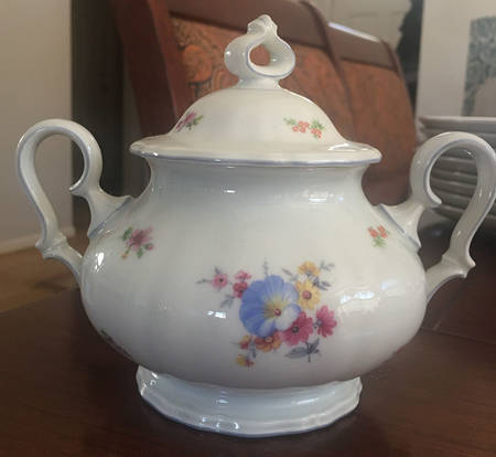 R170 Sugar Bowl & Lid