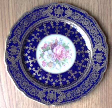R181 Luncheon Plate