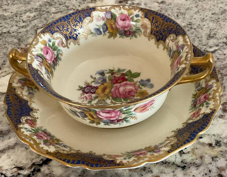 R186 Footed Cream Soup Bowl & Saucer Set