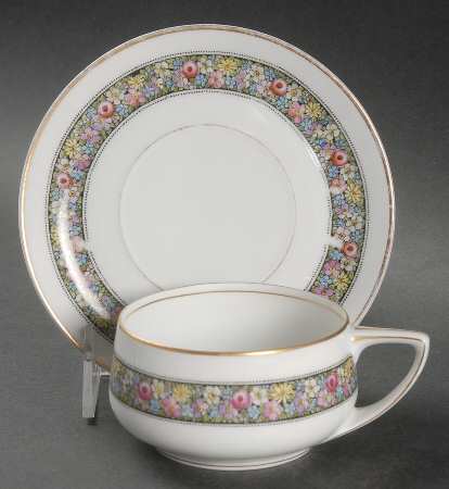 2100 Flat Cup & Saucer Set