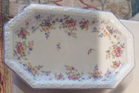 R228 13" Oval Serving Platter