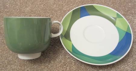 R245 Footed Cup & Saucer Set