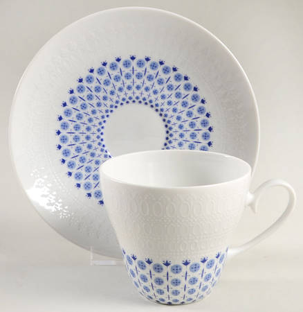 R246 Flat Cup & Saucer Set