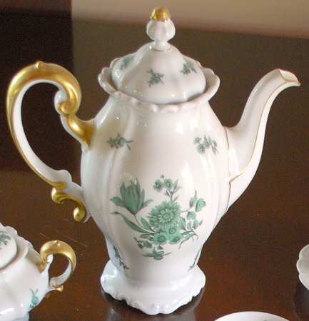 R249 Coffee Pot & Lid