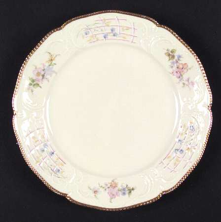 R25 Salad Plate