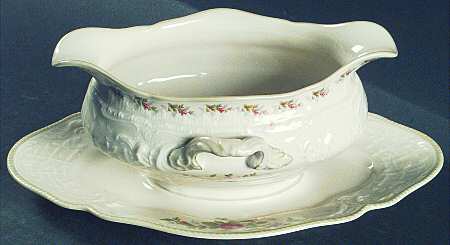 3581-112 Gravy Boat with Attached Underplate