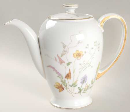 3656 (White) Coffee Pot & Lid