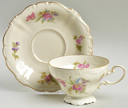 R310 Footed Cup & Saucer Set