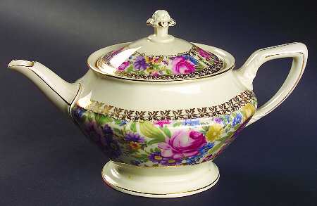 Garden Caprice (Smooth Edge) Teapot & Lid