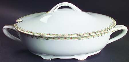 R33 Tureen &  Lid
